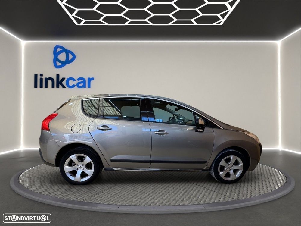 Peugeot 3008 1.6 HDi Executive CMP6 - 7