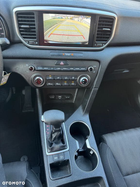 Kia Sportage - 10