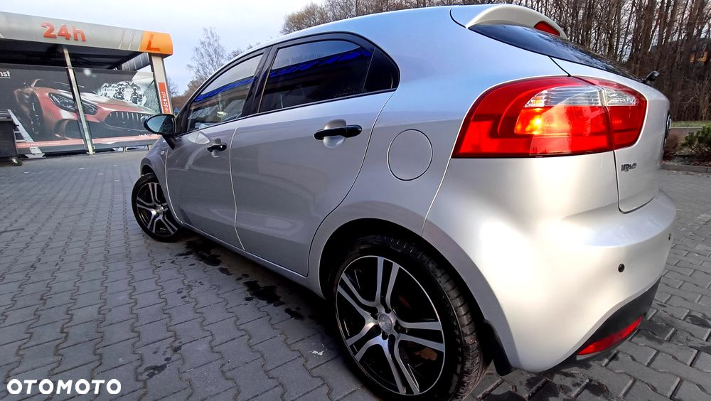 Kia Rio 1.1 crdi L - 5
