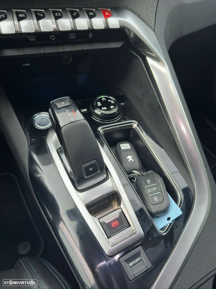 Peugeot 3008 1.2 PureTech Allure Pack EAT8 - 12