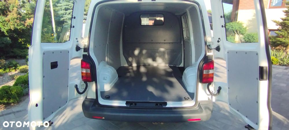 Volkswagen Transporter T5 - 6