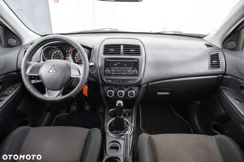 Mitsubishi ASX - 25