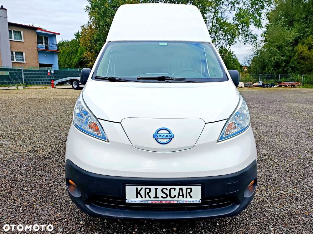 Nissan ENV 200 Maxi - 2