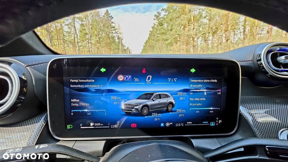 Mercedes-Benz GLC - 38