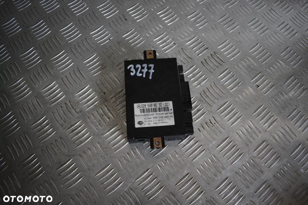 W 211 Kombi Moduł klapy bagażnika Mercedes 0295456032