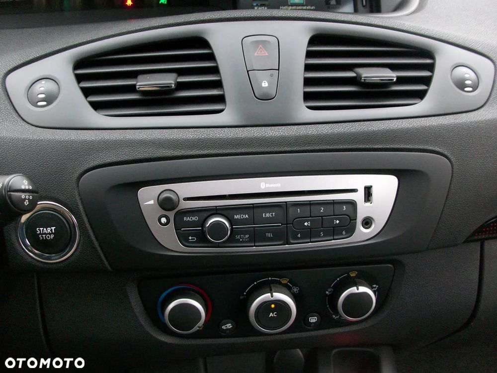 Renault Scenic Energy TCe 115 S&S Xmod Bose Edition - 20