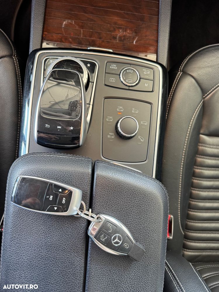 Mercedes-Benz GLS 350 d 4MATIC 9G-TRONIC AMG Line - 22