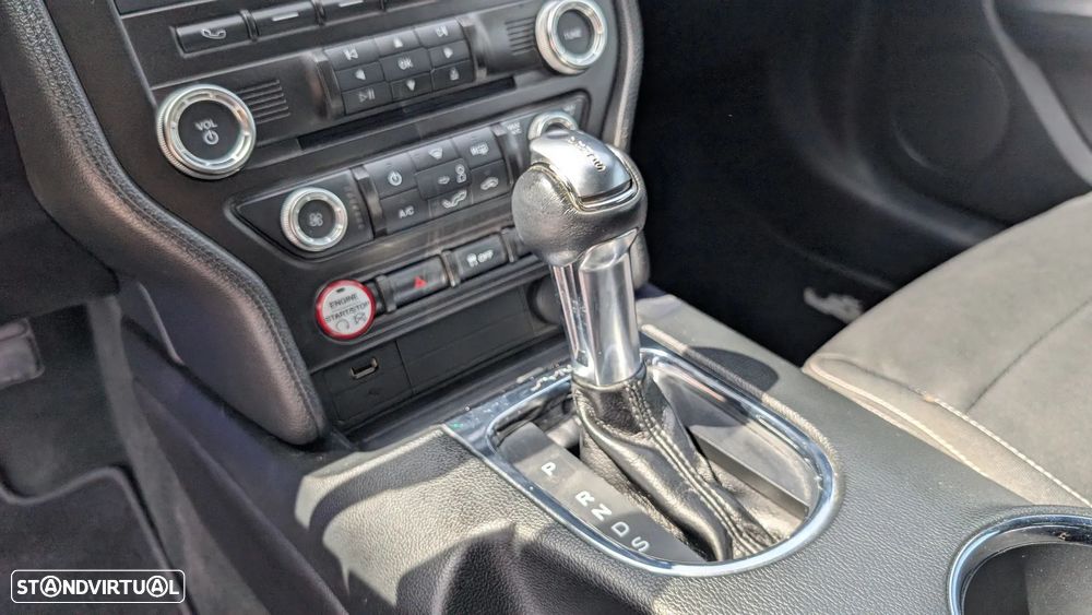 Ford Mustang 2.3i EcoBoost Aut. - 17
