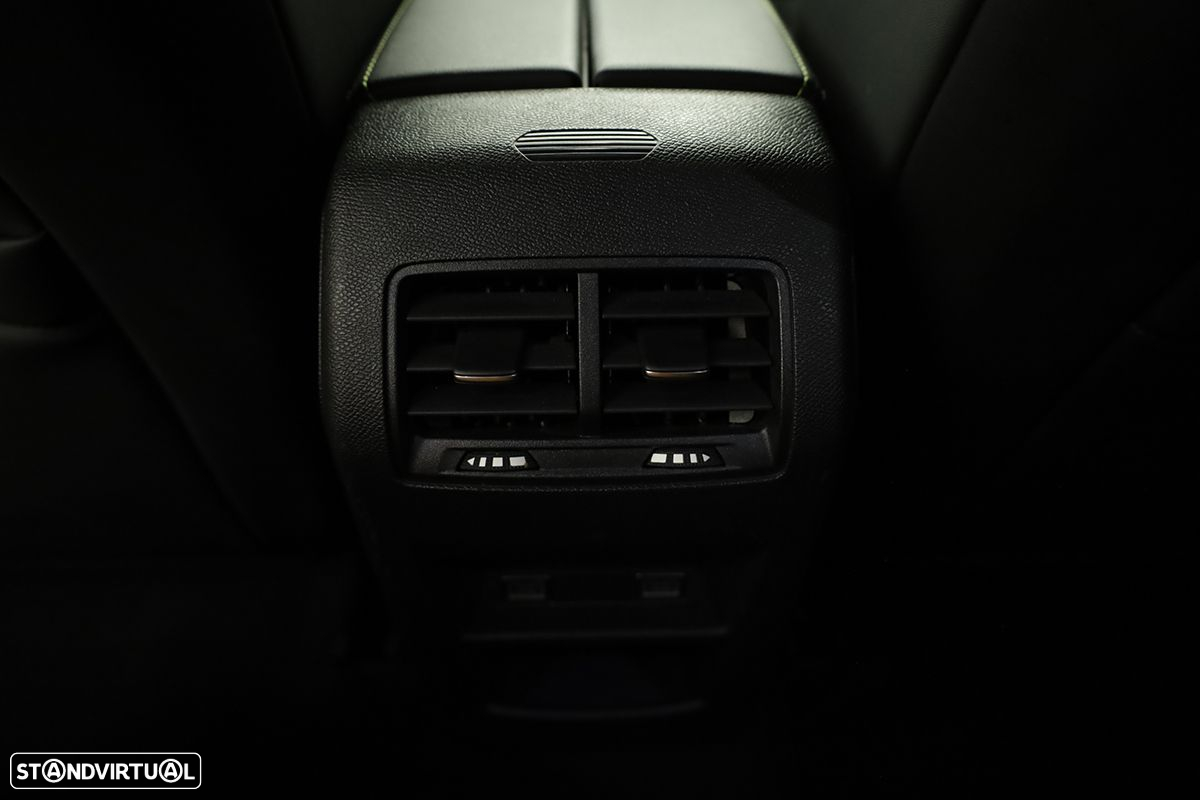 Peugeot 308 SW 1.2 PureTech GT EAT8 - 23