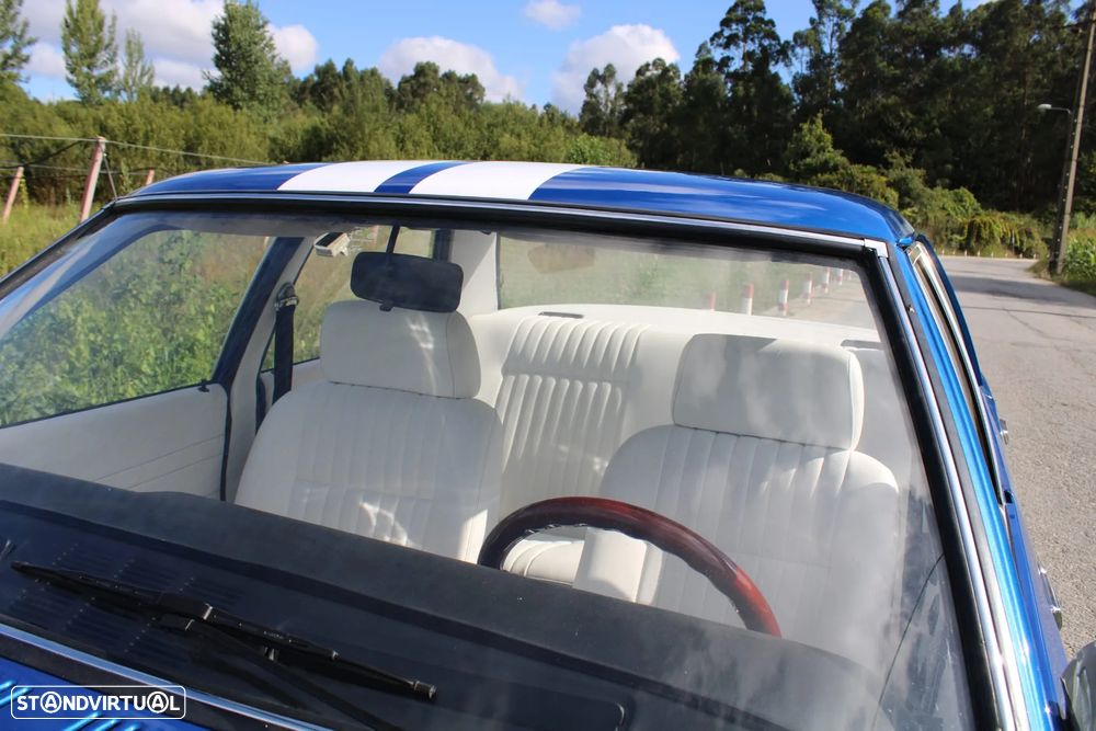 Ford Cortina - 8