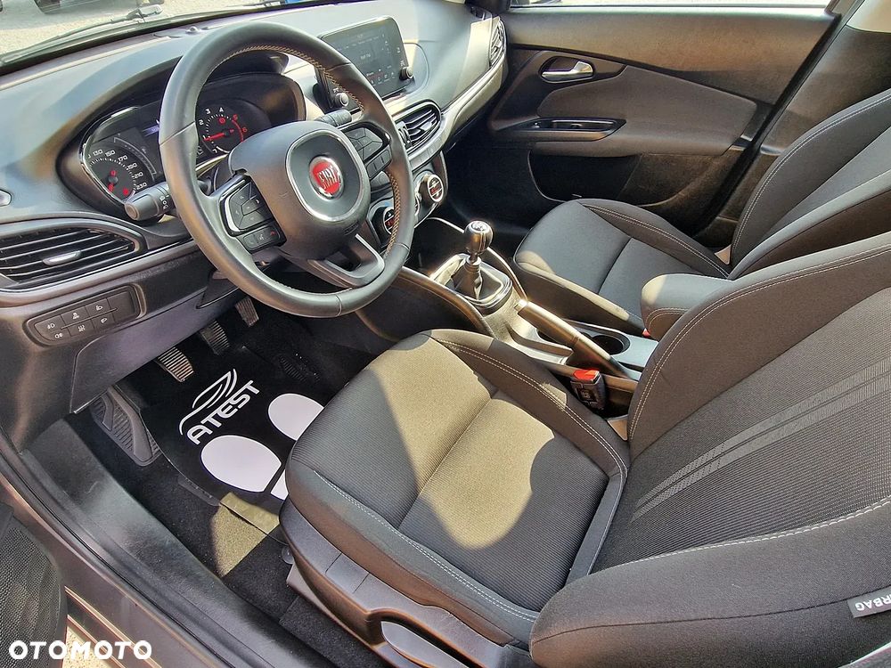 Fiat Tipo 1.6 MultiJet 16v Lounge - 8