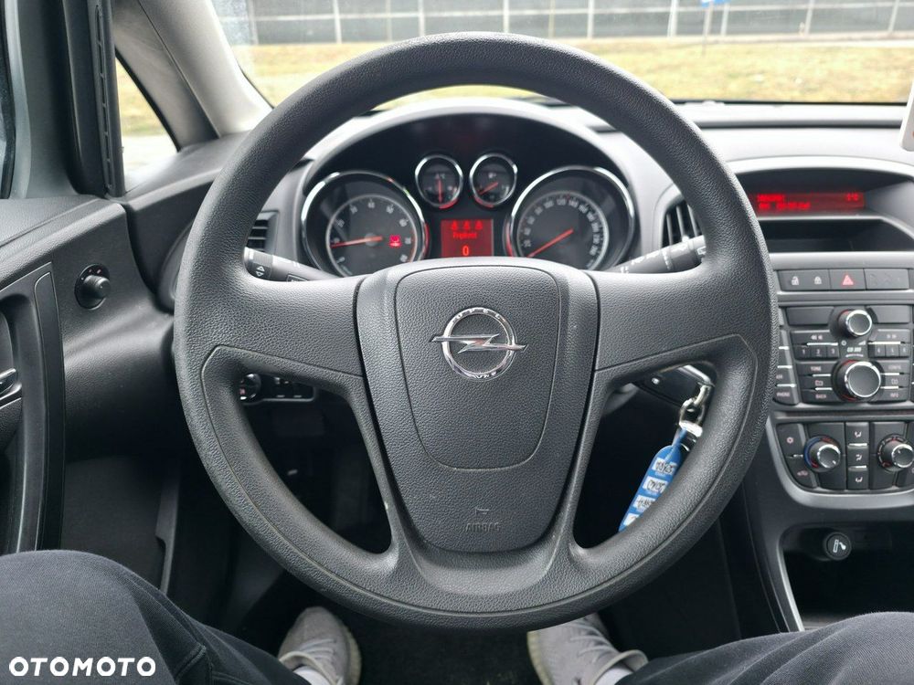 Opel Astra - 14