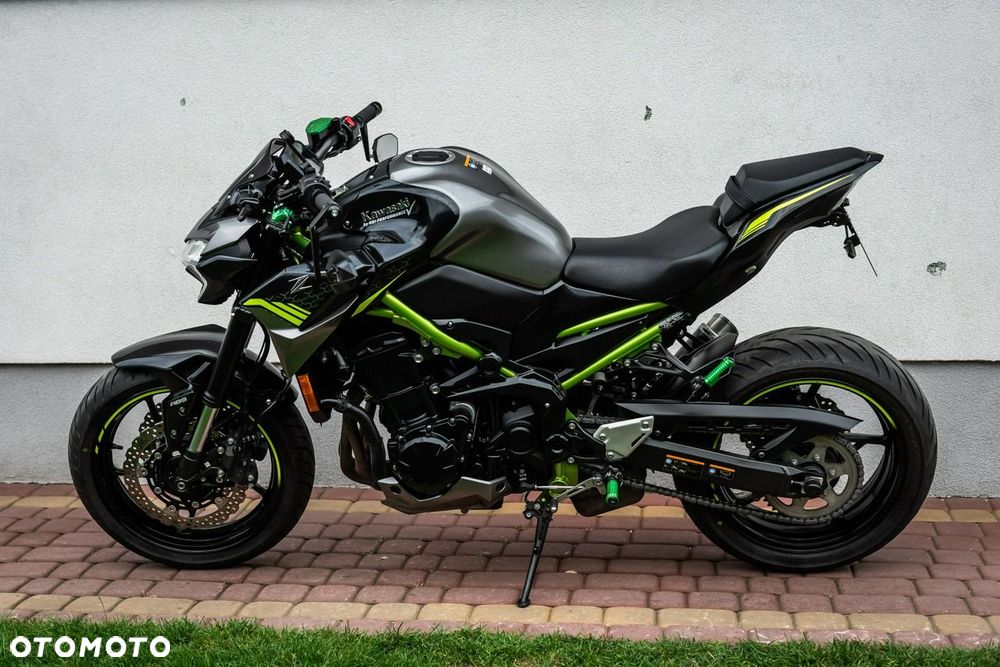 Kawasaki Z - 6