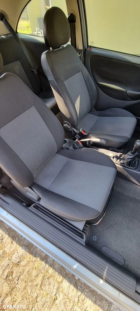 Opel Corsa 1.0 12V - 14