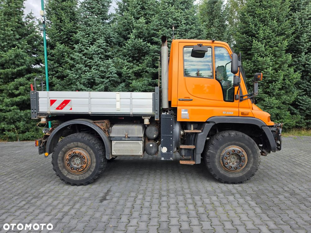 Unimog U400 - 11