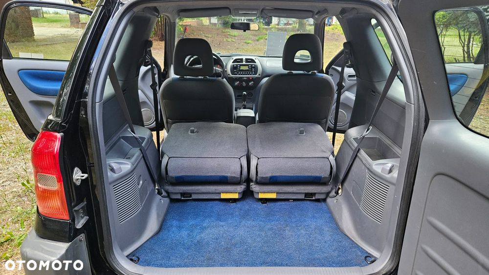 Toyota RAV4 1.8 VVT-i 4x2 - 10