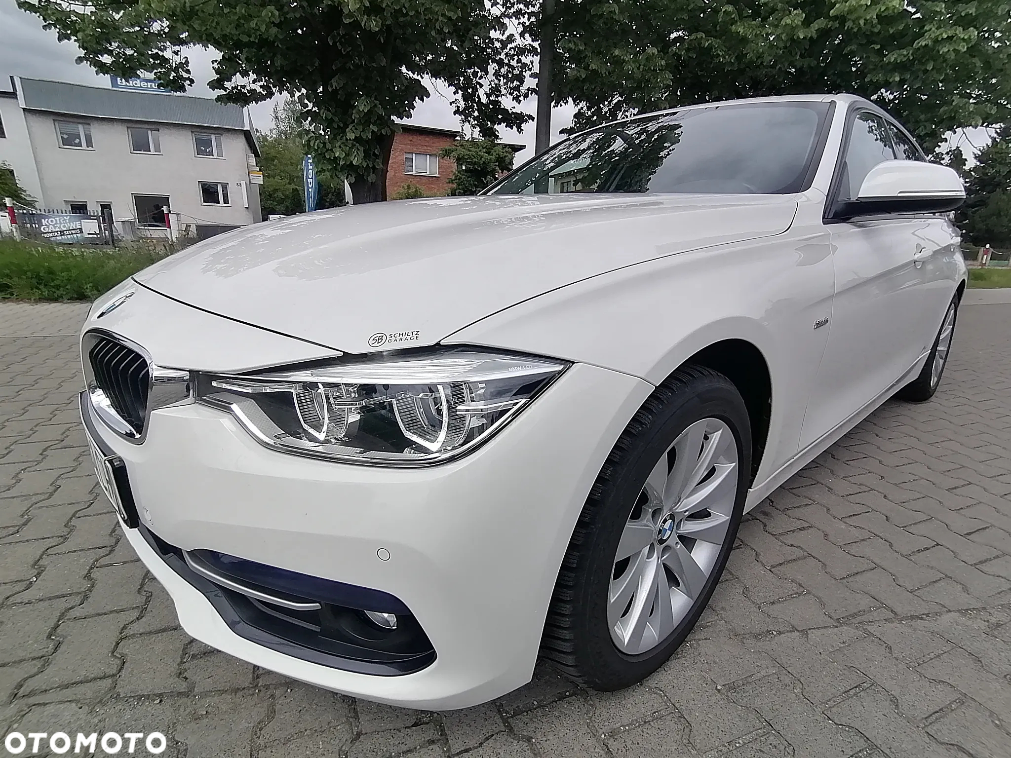 BMW Seria 3 320i Advantage sport - 2