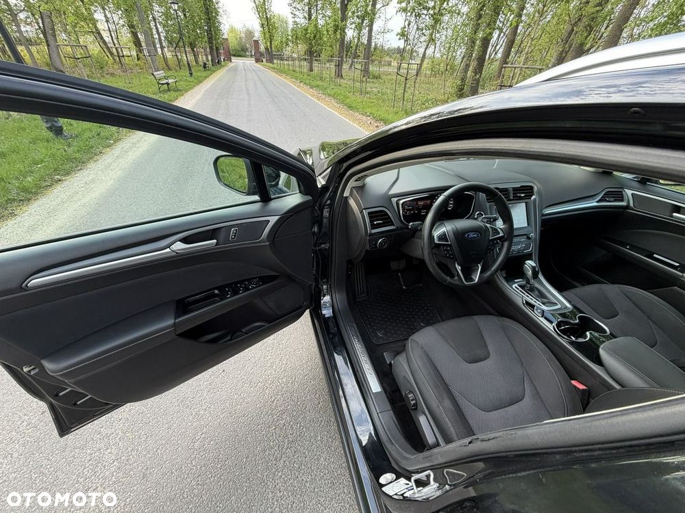Ford Mondeo - 18