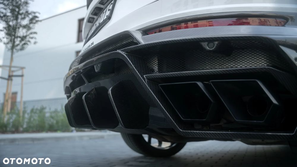 Lamborghini Urus - 8