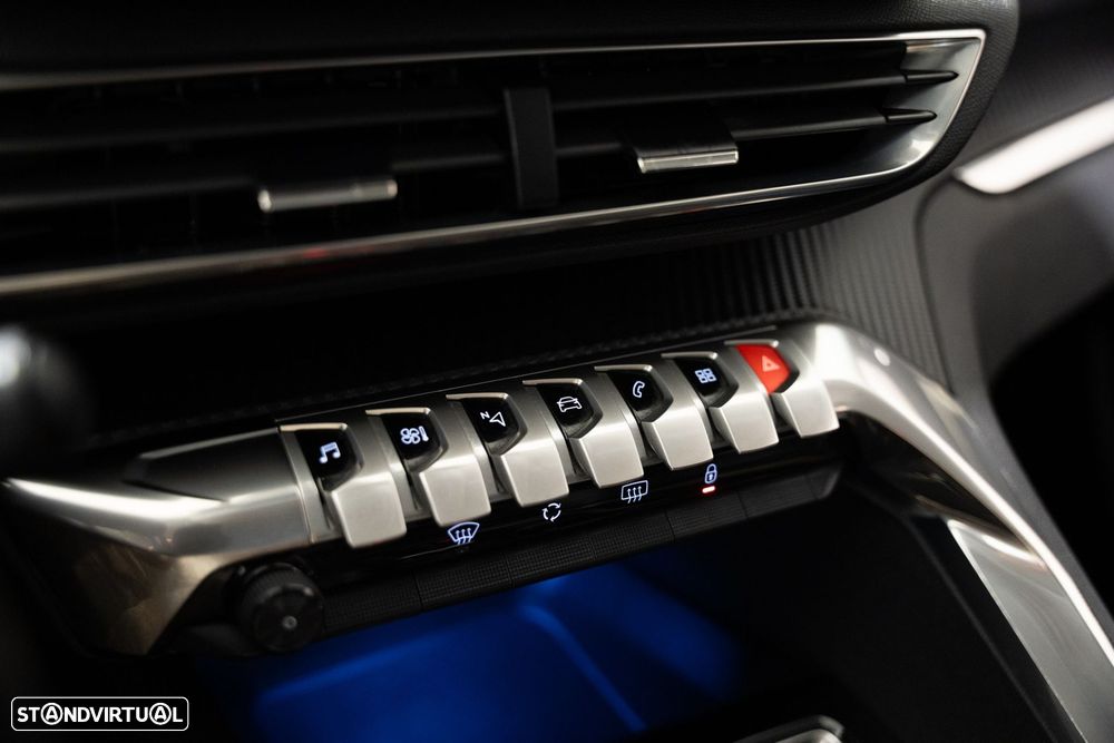 Peugeot 3008 1.2 PureTech Allure EAT8 - 15