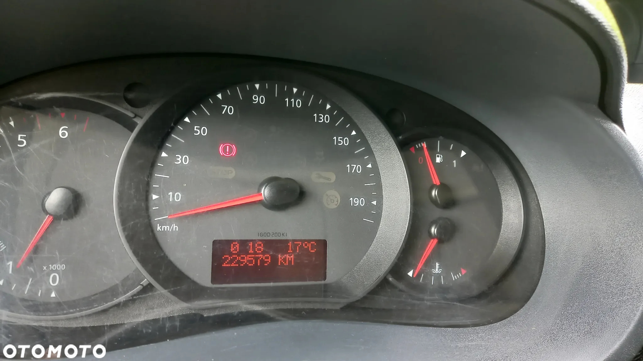 Renault KANGOO - 21