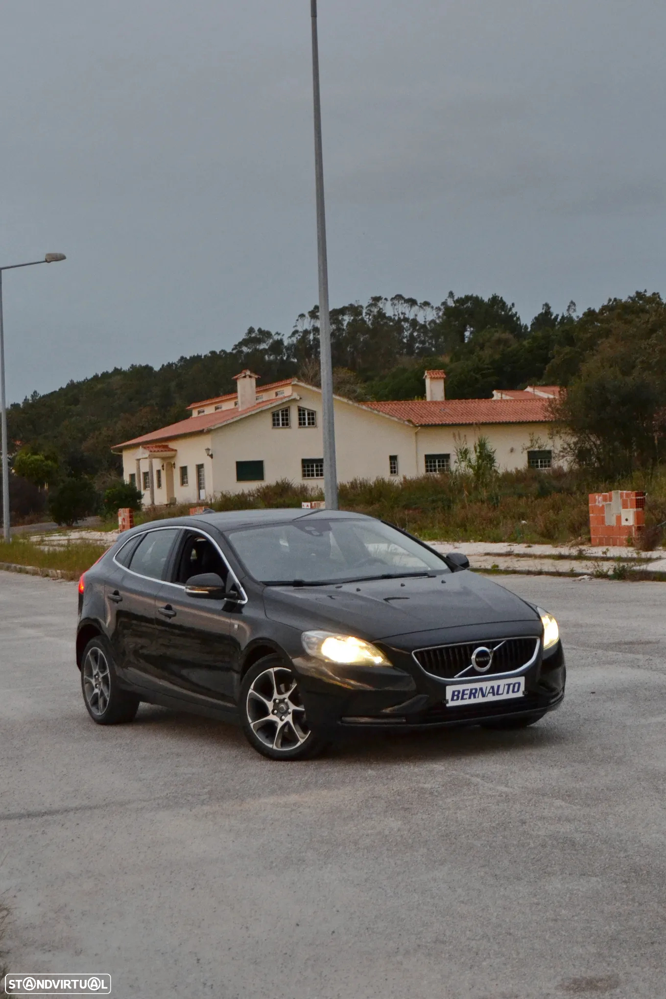Volvo V40 2.0 D2 VOR - 17