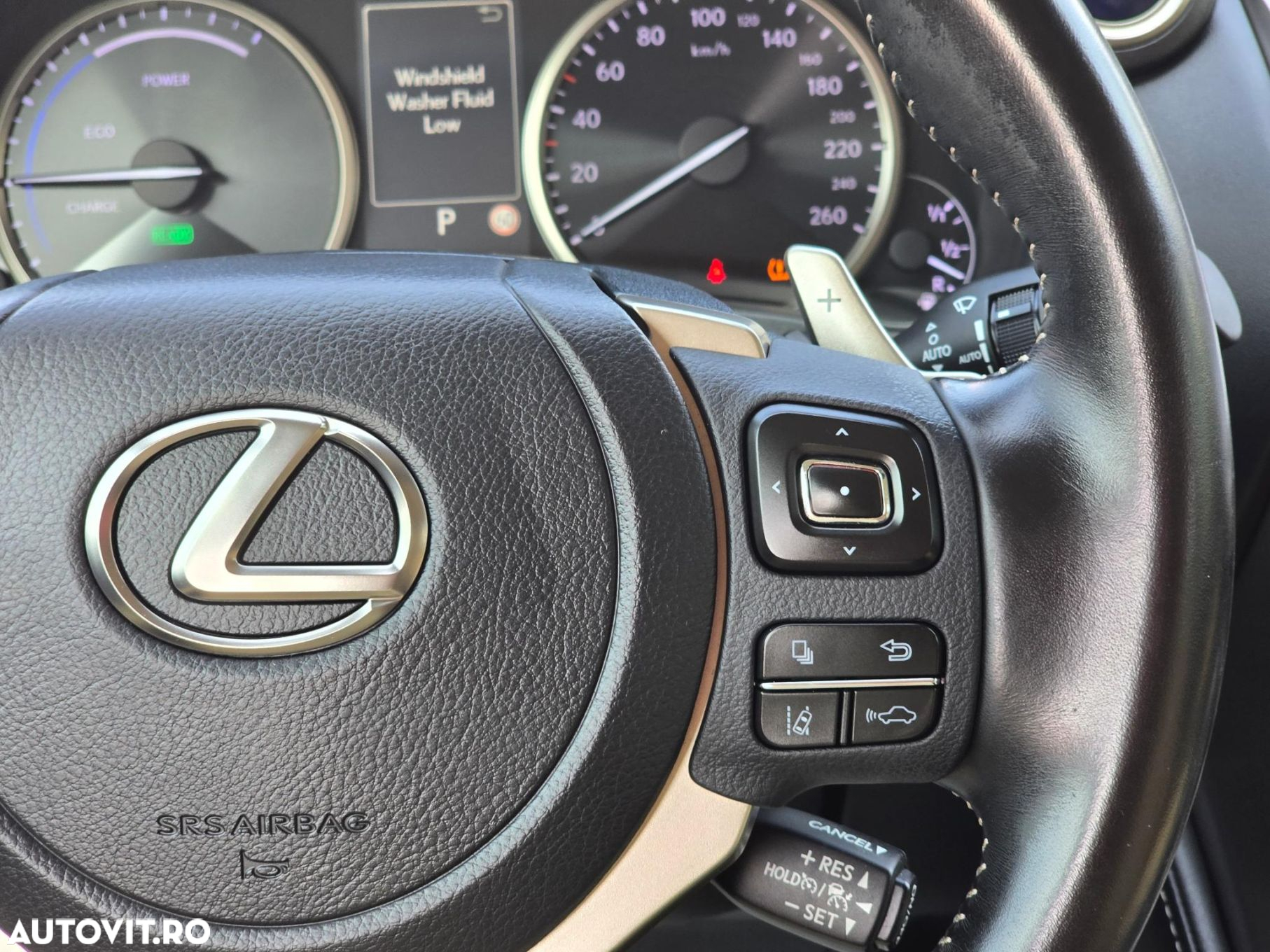 Lexus Seria NX - 17