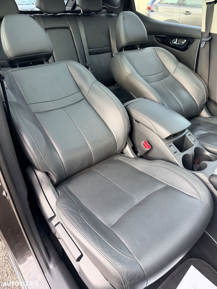 Nissan Qashqai 1.2 DIG-T Xtronic TEKNA - 25
