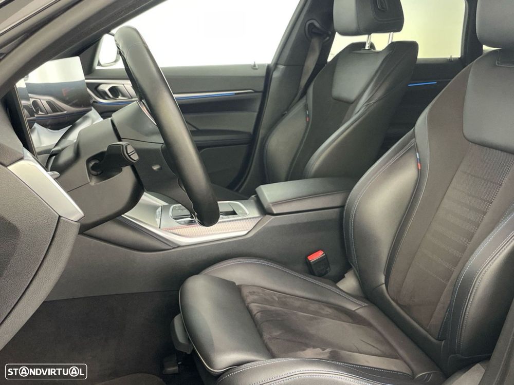 BMW i4 eDrive40 Desportiva M - 10