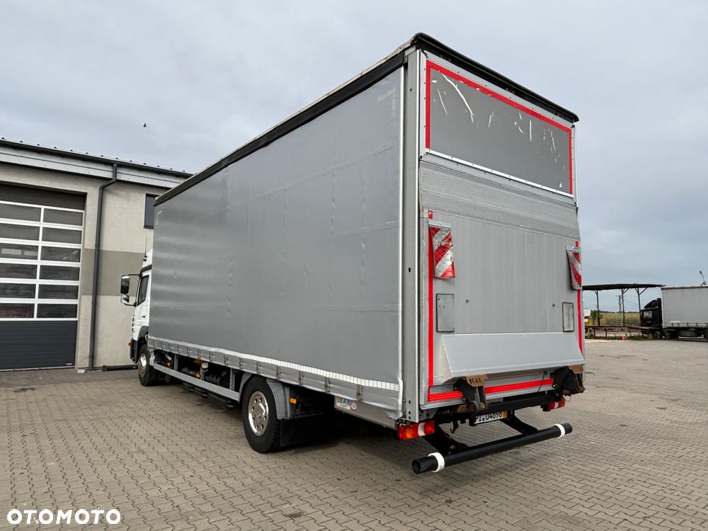 Mercedes-Benz ATEGO 1530 firanka , winda , 16 ton DMC , zaczep do przyczepy , kabina sypialna , z Niemiec, (1527, 1524, 1630, 1627, 1624) 6 cylindrów , sypialka, duże zbiorniki - 16