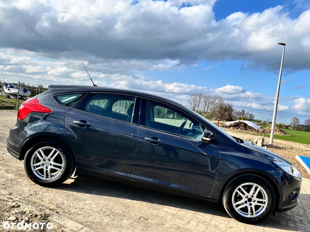 Ford Focus 1.6 TI-VCT Champions Edition - 6