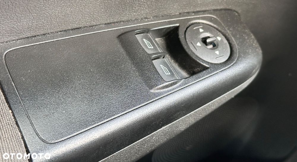 Ford Transit Courier VAT 23% - 10