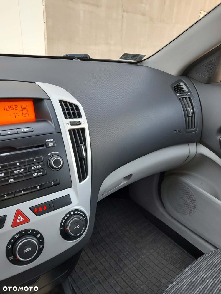 Kia Ceed 1.6 Optimum - 21
