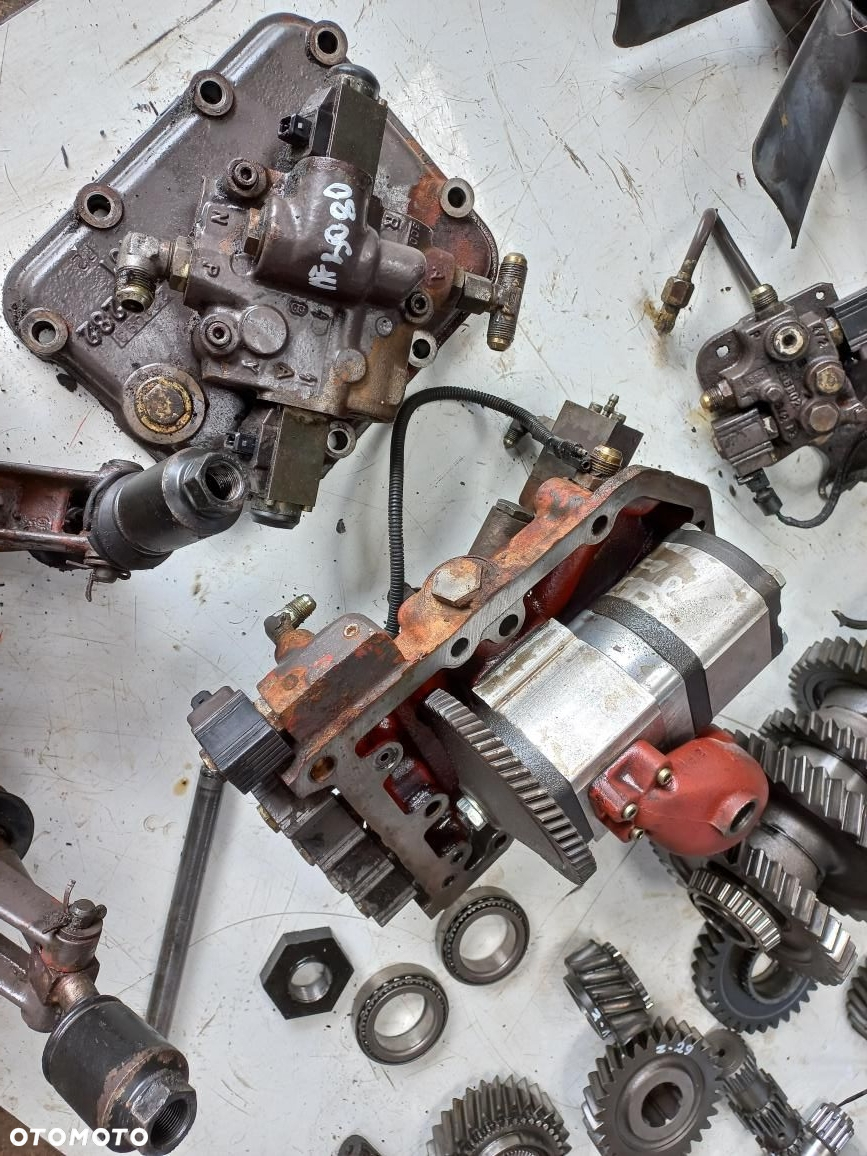 Części Massey Ferguson 3080,3090 skrzynia biegów,rewers,synchronizator,dynashift,cewka,podnośnik,most,kabina,widełki,koło zębate,kosz,zwolnica,pompa - 9