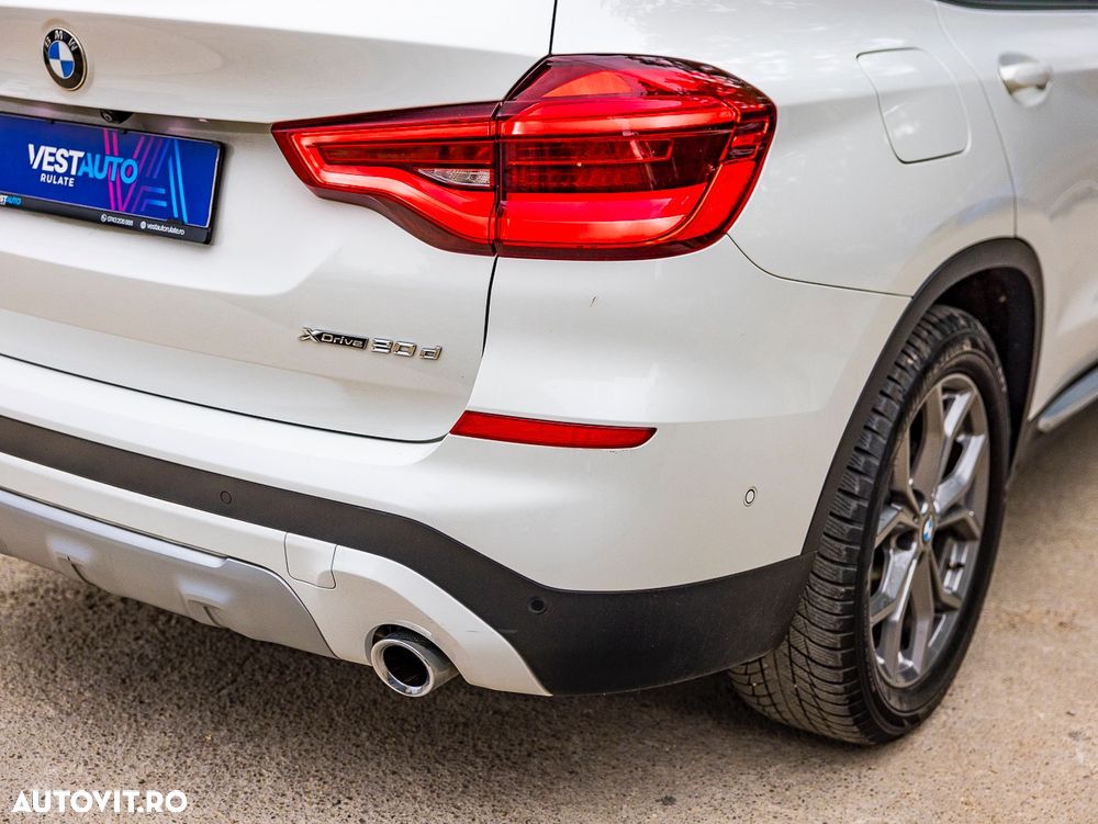 BMW X3 xDrive20d AT xLine - 28