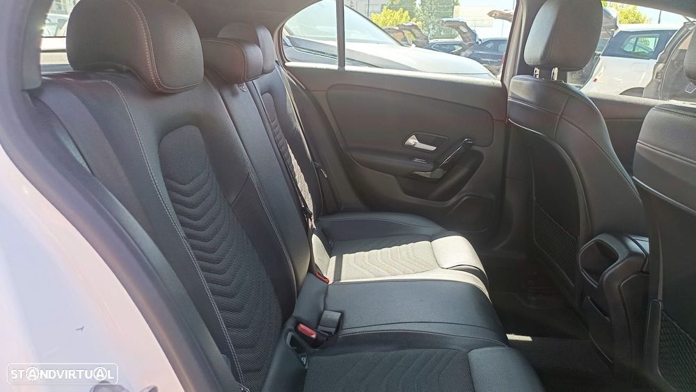 Mercedes-Benz A 160 d Style - 37