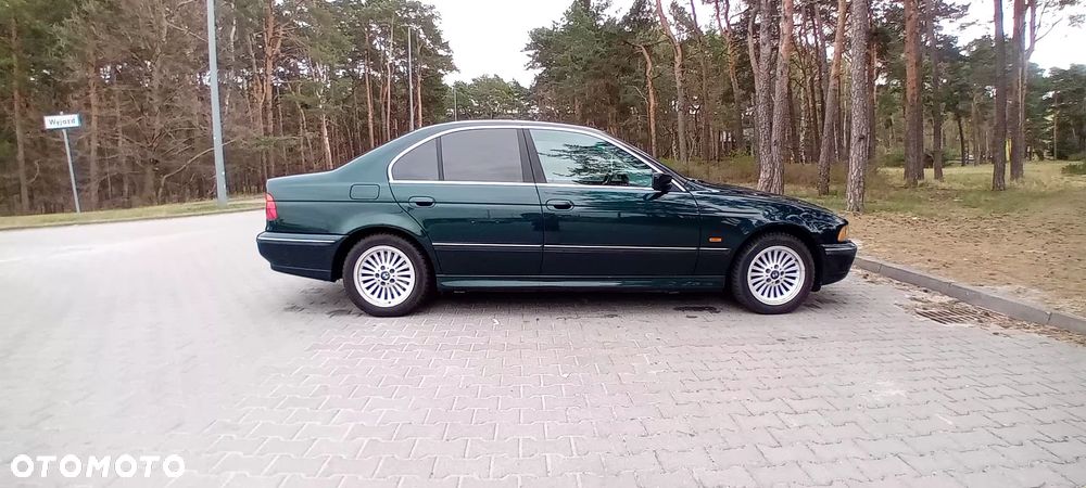 BMW Seria 5 520i - 8