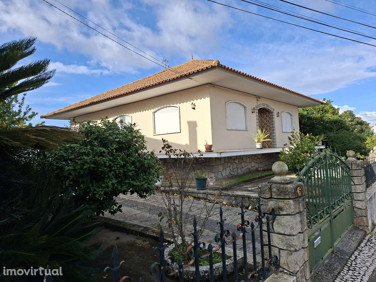Moradia independente em rua da Fonte, 4,Vale de Cavalos - Grande imagem: 2/20