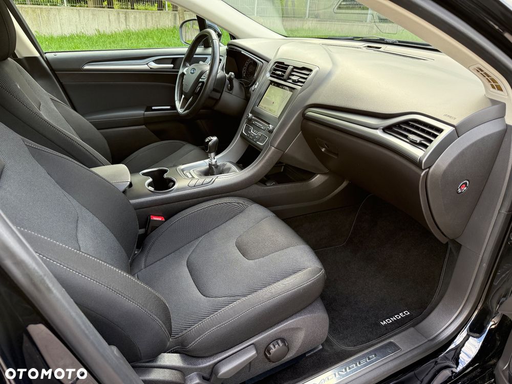 Ford Mondeo SW 1.5 EcoBoost S&S Titanium - 10