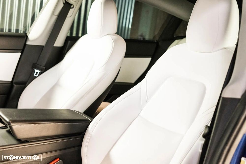 Tesla Model 3 Long Range Tração Integral - 31