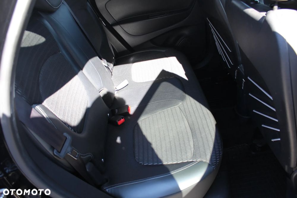 Renault Captur ENERGY TCe 120 EDC Intens - 23