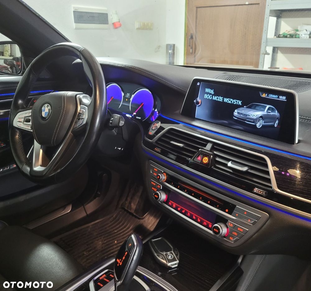 BMW Seria 7 740d xDrive - 11