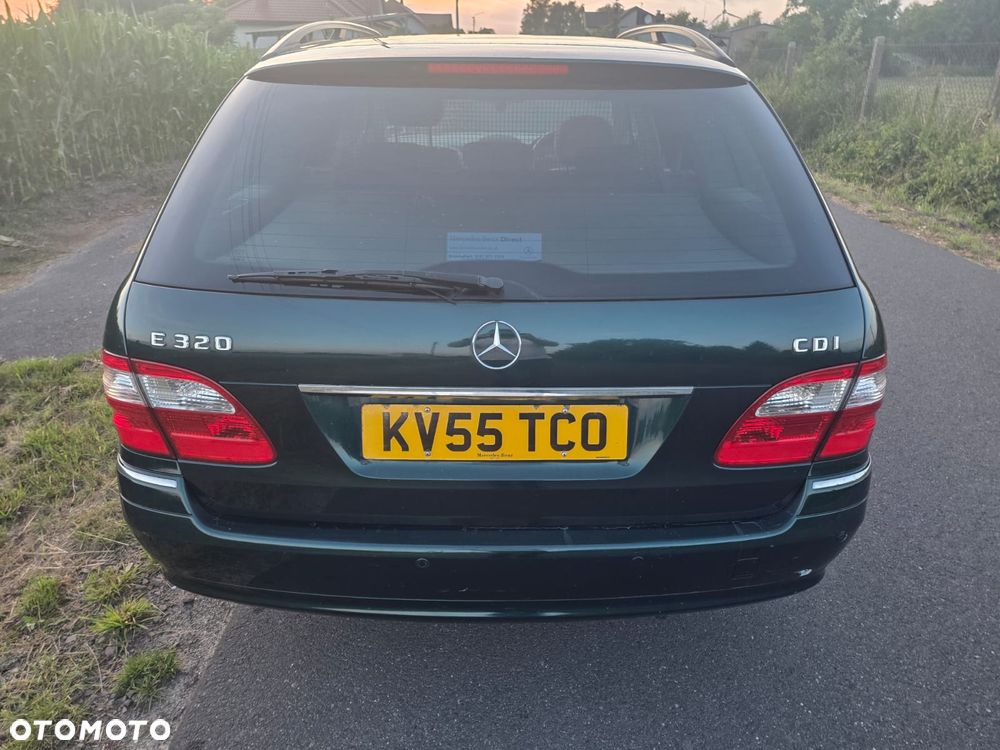 Mercedes-Benz Klasa E 320 CDI 7G-TRONIC Avantgarde - 13