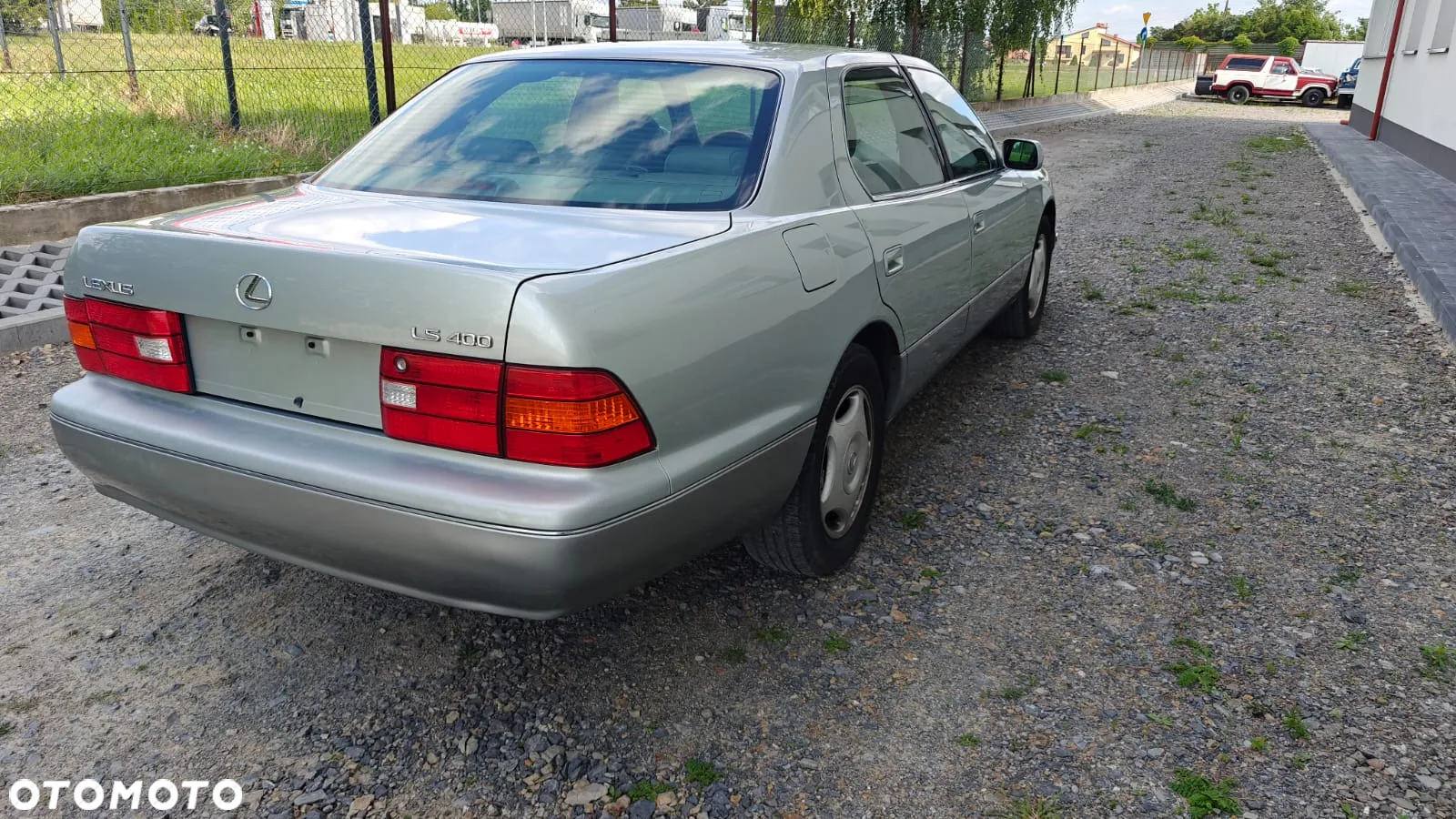 Lexus LS 400 - 7