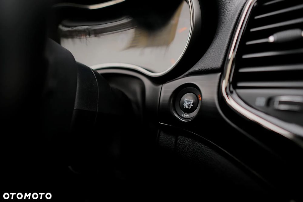 Jeep Grand Cherokee 3.6 V6 Overland Summit - 29