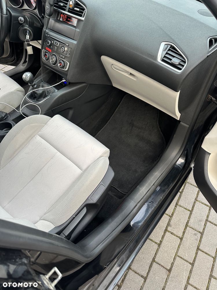 Citroën C4 1.6 HDi Equilibre Pack - 16