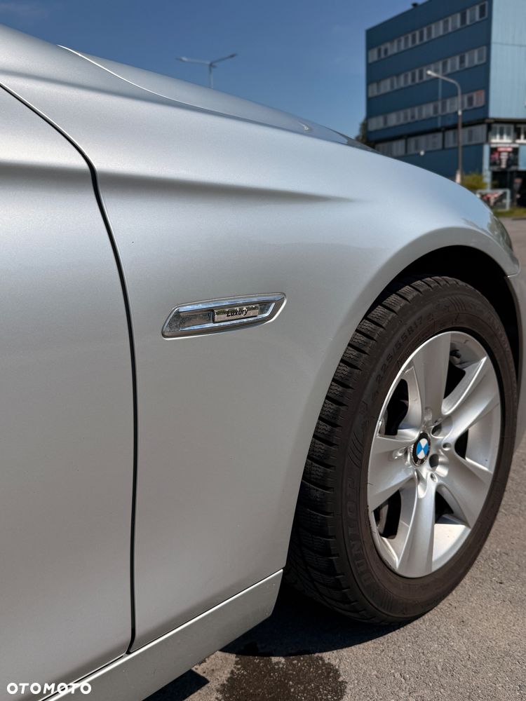 BMW Seria 5 528i xDrive Sport-Aut Luxury Line - 2