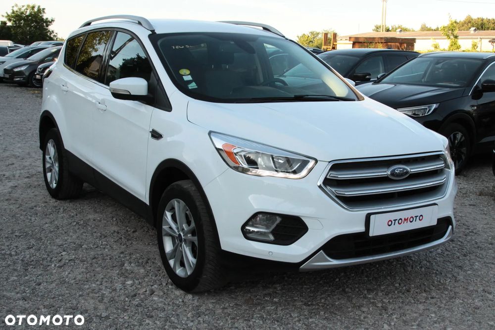 Ford Kuga 2.0 TDCi 2x4 Titanium - 3