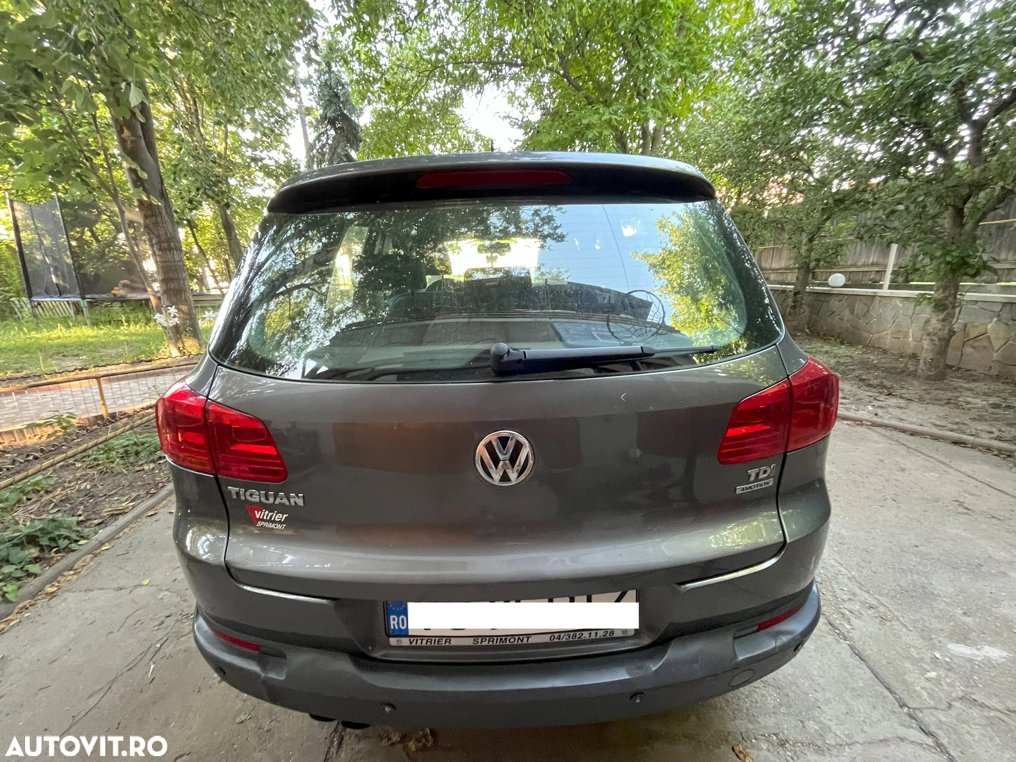 Volkswagen Tiguan 2.0 TDI 4Motion Trend & Fun - 6