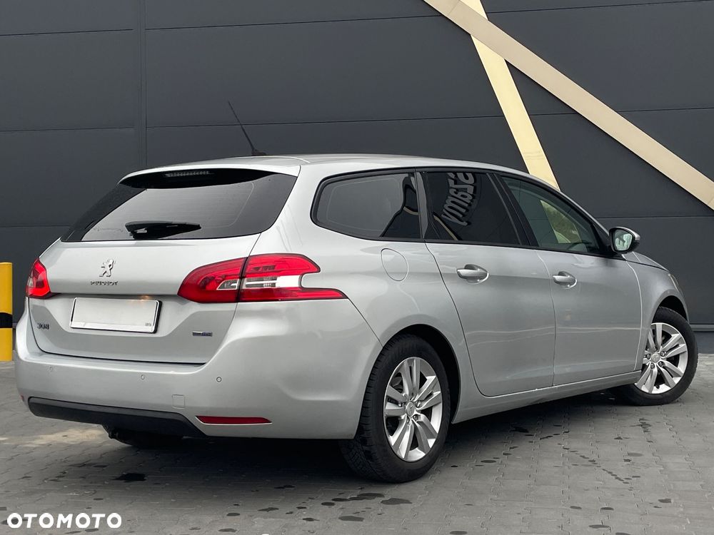 Peugeot 308 1.6 BlueHDi Allure S&S - 5